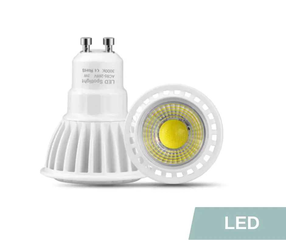 Spots LED COB GU10 blancs vus de profil et de face, avec un bandeau « LED » en bas à droite