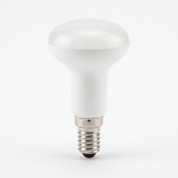 Ampoule LED à réflecteur R50 blanche, culot à vis E14, vue de trois quarts sur fond blanc